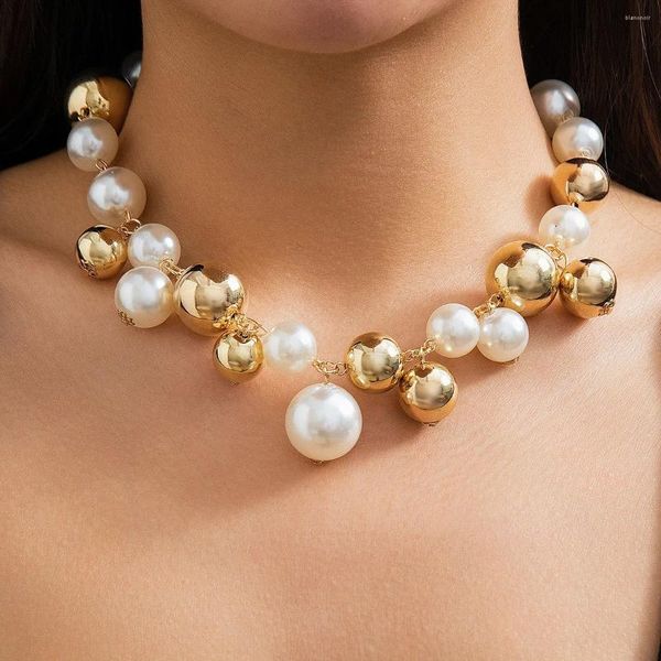 Choker übertrieben übertrieben Gothic CCB Ball Chain Kurz Halskette Mode -Traubenschnur Imitation Perlen Frauen eleganter Partyschmuck