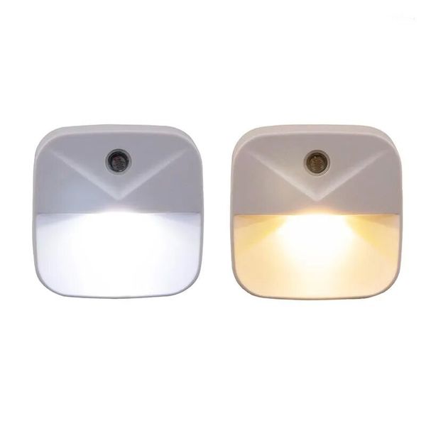 Luzes noturnas LED Light Sensor Intelligent Lâmpada plug-in de economia de energia escadas de banheiro Indução sem fio LL LL