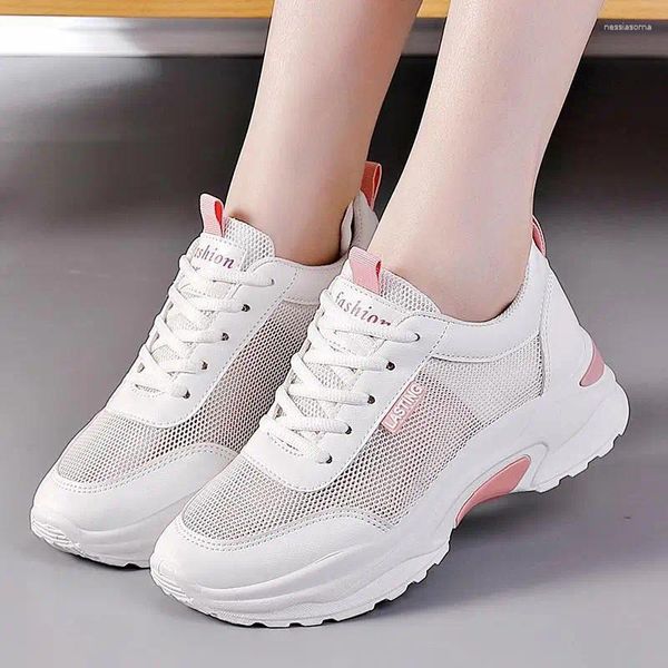 Sapatos casuais tênis Sneaker Spring e Summer Confortável Absorção macia Tenis Mãe de meia-idade respirável correndo