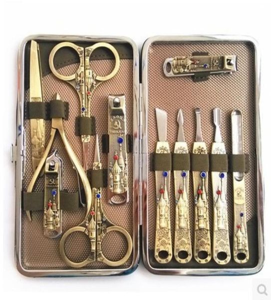 Wholesale-2015 Pedicure Manicure Russia Modello Kit per unghie con 12 set di Clippers in pelle scamosciata in bronzo di alta qualità di spedizione gratuita7413684