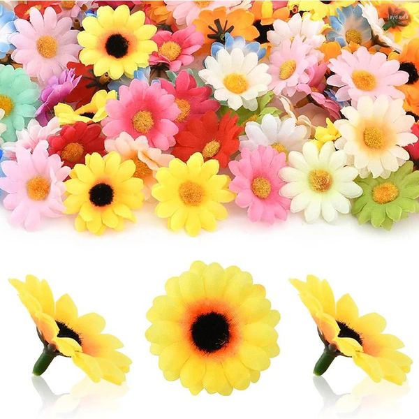 Fiori decorativi 100pcs 4 cm mini seta margherita artificiale festa del matrimonio decorazione per la casa ghirlanda natale girasole finto er