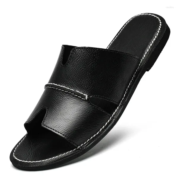 Slippers Fashion Leather for Men Sandals de luxo de verão Casual Slip On Shoes Man Ultra Soft Solid Solid Cowhide Slides