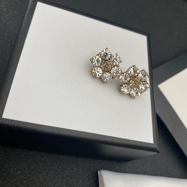 Stylish Damens Stud Designer Bee und Diamond Nicht verblassende goldene Ohrringe geben Freunden ein Antaean-Gestütsgeschenk