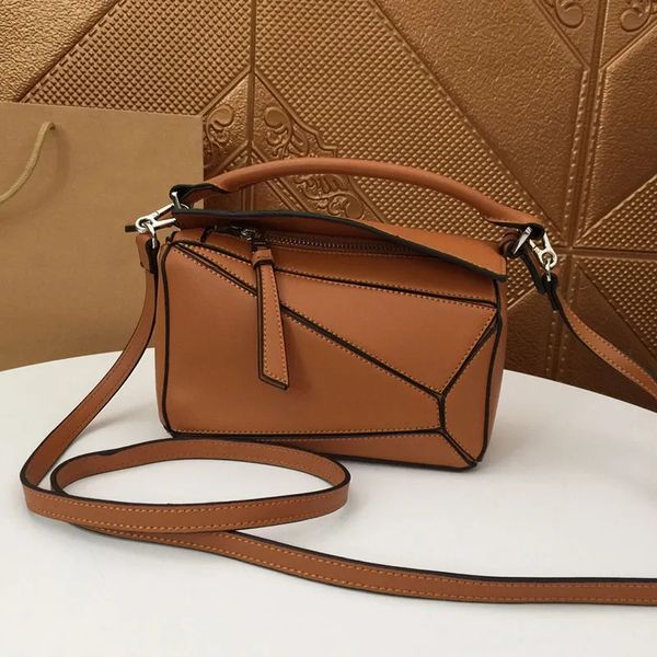 Kadınlar için yüksek kaliteli bulmaca çanta çanta çanta çanta orijinal deri crossbody çanta kahverengi bulmaca geometrik desen lüks omuz çantası klasik kontrast