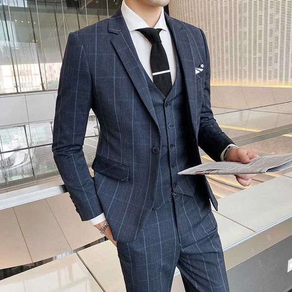 Erkekler Suits Blazers Yeni Tek Göğüs İşletme+Dinarsız+Düğün+Ofis En İyi Erkek İnce Fit Set Üç Parçalı Çizgili Giyim İçin Rahat Çizgili Q240507