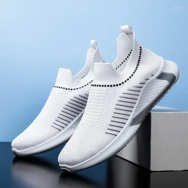 Sapatos casuais Running 2024 Summer Breathable Sport-Shoes Man Man Slip Lightweight Slip On Walking Men Sneakers Tennis