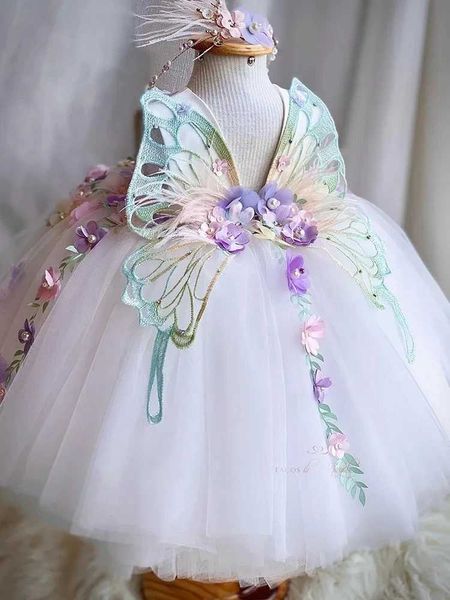 Kleider Kleider Babys erster Tag Geburtstag Fantasy Kleid mit weißen Blütenblättern Rückenfreier Neugeborenen Baptisten Party Baby Mädchen Blume Vista Q240507