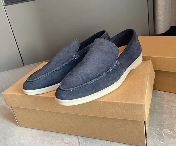 Tasarımcılar Erkekler Kadın Elbise Ayakkabı En Kaliteli Geyik Hamları Kadın Loafers Klasik Metal Düğmeleri Yuvarlak Moda Düz Topuk Sneaker Leisure Walk Alışveriş Lady Shoe Box