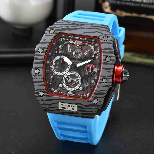 Quartz Hand 2024 MENS Nuova Spiral Crown Century Movement Brand Watch Hot Fashion Secondno 1