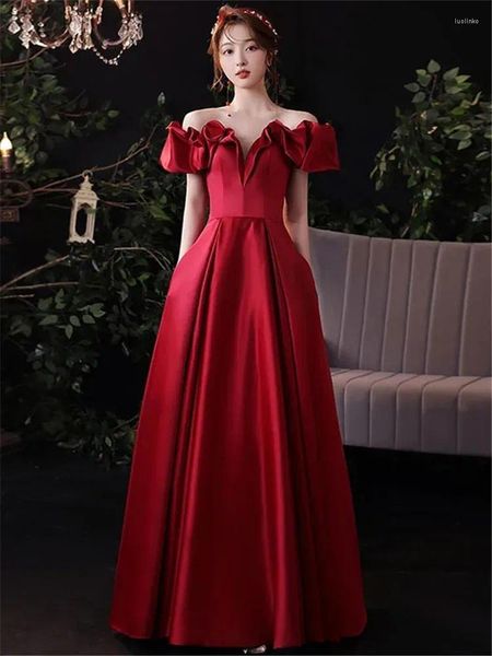 Abiti da festa vino abito di raso rosso donna primavera estate colore solido senza spalline gonna a-line lungo abbigliamento femminile elegante m121