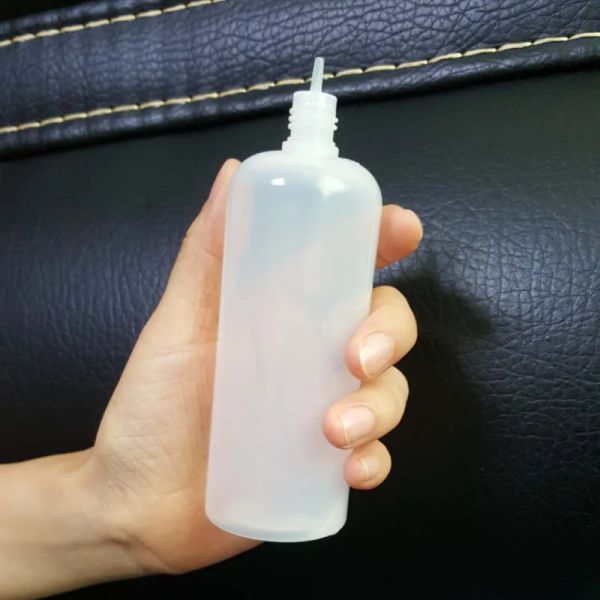 Bottiglie da 120 ml PE morbida traslucida Diagrile a LDPE vuota da 120 ml di plastica con punte a tenuta sottile lunghi tappi per meno