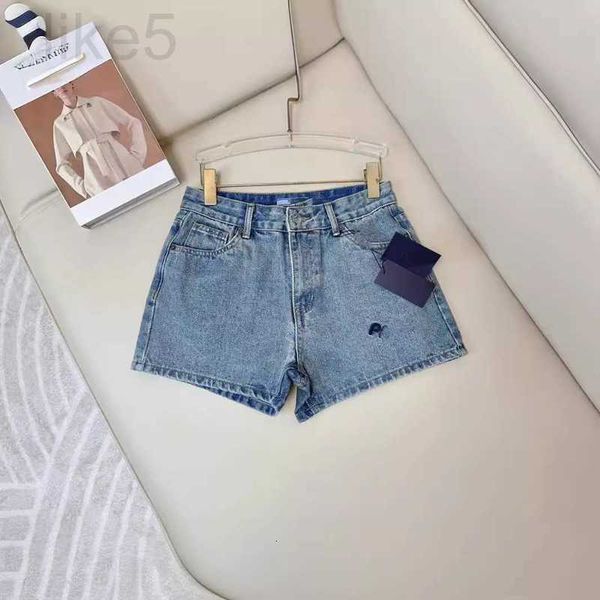 Frauen -Shorts -Designer -Marke Frühling und Sommer neuer PRA Literary Style Micro Elastic Pure Cotton Mode kleine Menschenmenge hohe Taille Denim 11SV