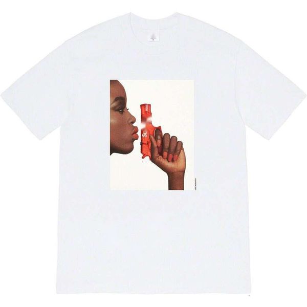 Supre Mektup T-Shirt Tasarımcı Tee Lüks Moda Mektubu Baskılı Erkek Tişörtler Supreior Su Tabancası Kısa Kollu Yuvarlak Boyun Yarım Kollu