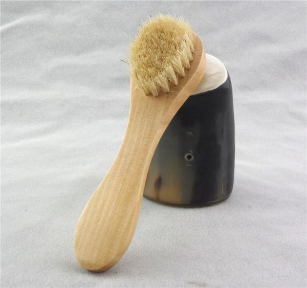 Escova de limpeza de rosto para esfoliação facial cerdas de limpeza naturais de limpeza para escovar a seco Scrubbing com alça de madeira F4631424