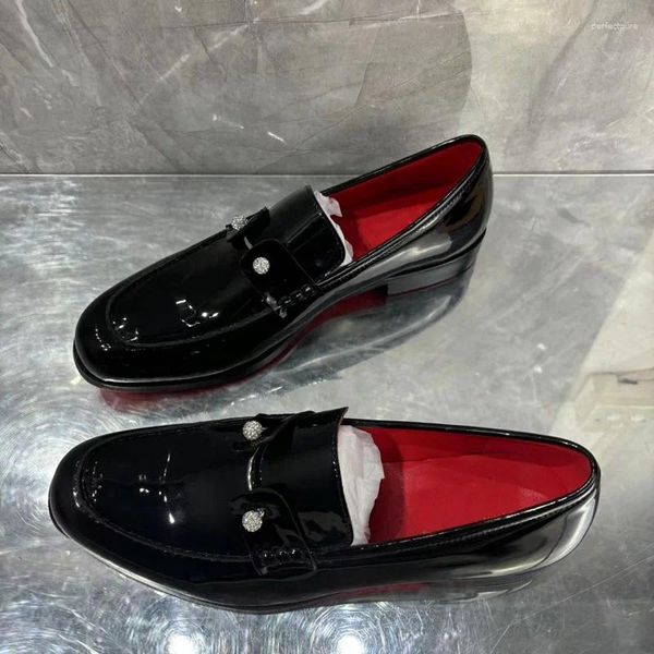 Повседневная обувь Италия мужская черная патентная кожа