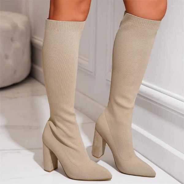 Stivali 2024 sexy ginocchio albicocchetto ad elasticizzazione di calzini da maglia da maglieria di grandi dimensioni 42 punta punta eleganti tacchi a blocchi