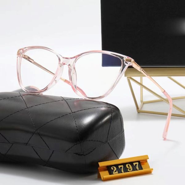 Mode Womans Cat Eye Sonnenbrille Rahmen Retro Transparent Pink mit Goldketten -Designer Trend klassische Rezeptbrille Optische Cust 246s