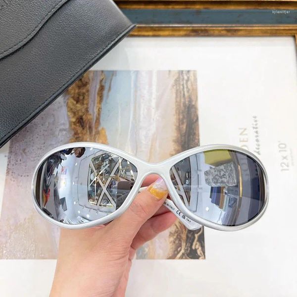 Güneş Gözlüğü 2024 Erkekler Y2K Vintage Gotik Tonlar Goggles Eşsiz Ayna Hip Hop Büyük Boyutlu Kadınlar Marka Serin Spor Güneş Gözlükleri