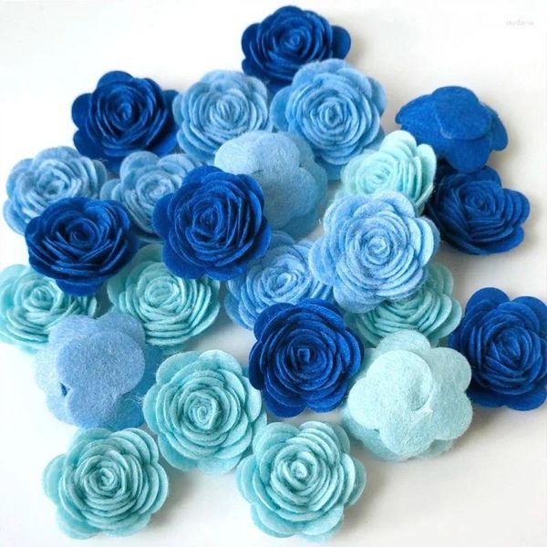 Flores decorativas 24pcs mini rosa flor artificial cabeçalho diy bordwwork suprimentos artesanais artesanais falsificados para decoração de festa em casa de casamento