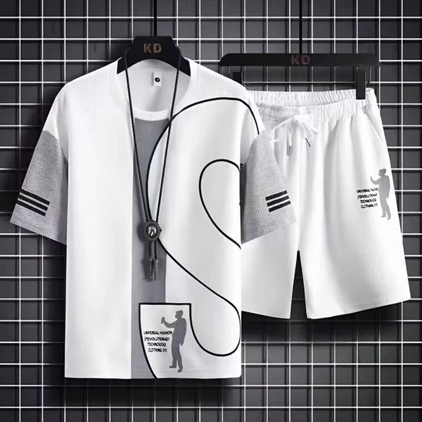 2024 Sommer Herren Sets koreanische Mode T -Shirtshorts Outfit Set Men Trend Clothing Zwei -Stück -Tracksuit Jogger 240422