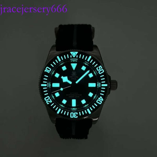 Tactical Frog Titanium Watch FX Diviving 42mm NH35 Movimento mecânico automático Sapphire BGW9 Luminous 200m Dive Men Wristwatchvvs