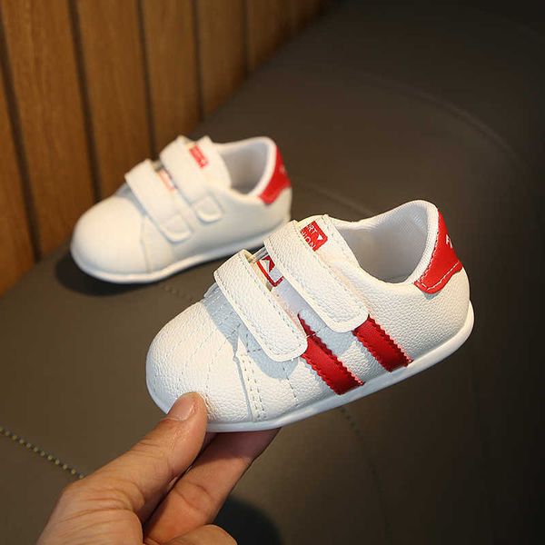 Sneaker Autunno da 0 a 3 anni Baby Single Shoes Boys and Girls Toddlers Soled Soled Childrens Cotton Korean H240509