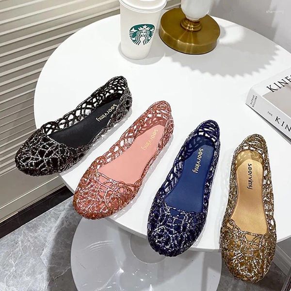 Scarpe casual 2024 Summer Women Bling Crystal Hollow Jelly Flats sandali traspiranti da donna