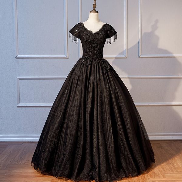 Vestidos de noiva góticos pretos com mangas curtas A-line com renda traseira Apliques de renda de miscel