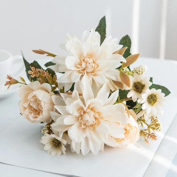 Flores decorativas 1pc Silk Flower dahlia Rose Daisy Christmas Home Bonsai Casamento Bridal Bouquet Party Decoration Box Diy Gift Box