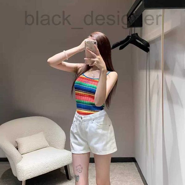 Frauen Tanks Camis Designer Frühling und Sommer Neue Miu Home High Ware Clothing Regenbogenstreifen Dopamin Schlanker gestrickter kleiner Tank Top Un0v