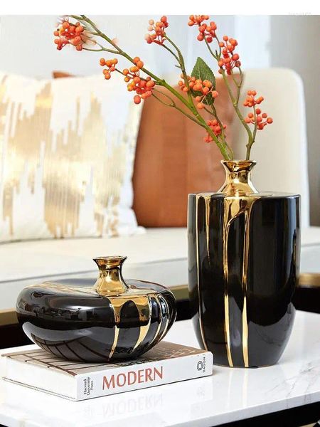 Vasos vasos de cerâmica Esmalte de fluxo dourado abstrato móveis de artesanato de artesanato de flores garrafa