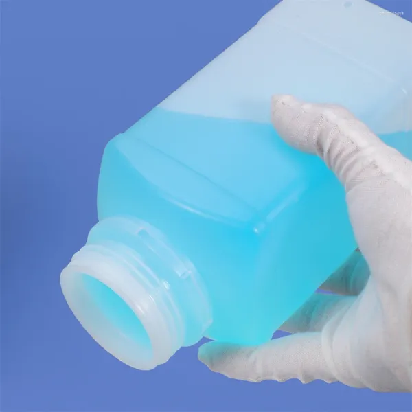 Speicherflaschen leere HDPE -Flasche mit Deckelkorrosionswiderstand nachfüllbar 250/500/1000 ml Küche Reagenzpackung Lastable Recycelbar