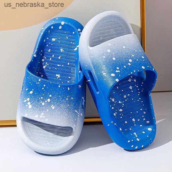 Slipper Sommer Kinderschuhe Gradientenfarbe Slider Jungen und Mädchen Sandalen Innen der Dusche Anti Slip Beach Casual Q240409