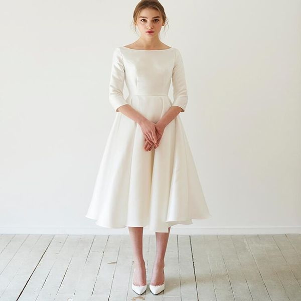 Простая длина чая атласное короткое свадебное платье с скромным с 3 4 рукавами лодка шея A-Line 50S 60-х годов неформальные свадебные платья короткие 247U