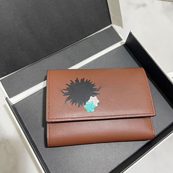 Top -Qualität Spirited Away Wallets Wechseln Sie braune Geldbeutel Handtasche neue kleine mittelgroße modische Cartoon -Muster -Tasche Totoro Geldbörsen L 344L