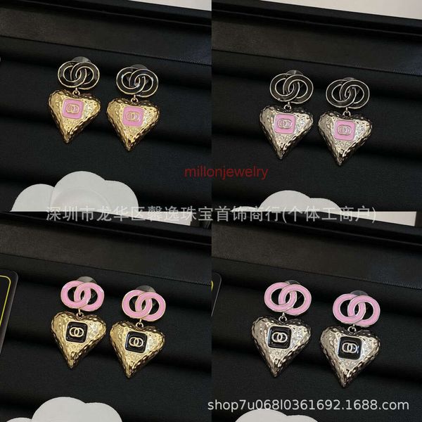 Orecchini in oro d'argento Peach Heart Channelies Orecchini Lettere Fairy Dopamine Amore Orecchi di vento personalizzato Tendenze in metallo personalizzato