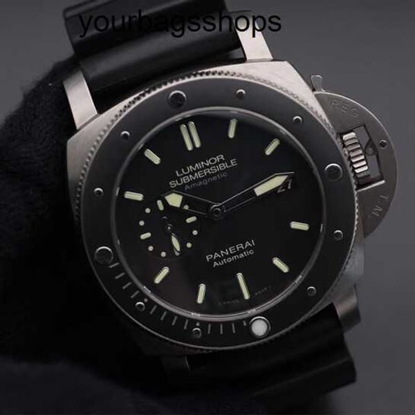 Orologio da polso a caldo Panerai Serie sommergibili 44mm Sport maschi Black Glow-in-the Dark Waterproof Bubbe Display Luxury Orologio Black Disco Black Disc Tape Pam00389