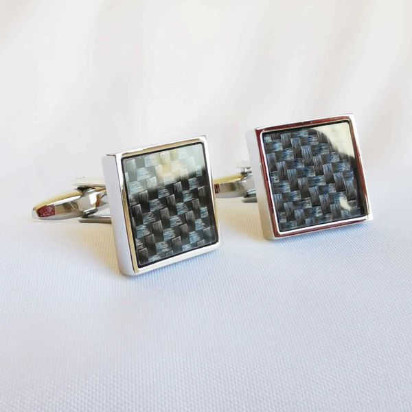 Cuffi Links di alta qualità gemelli francesi per le maniche in fibra di carbonio Twill Twill Studri da sposa Business Tail Coat Decorative Bottons Decorative Shirt CuffLinks Q240508