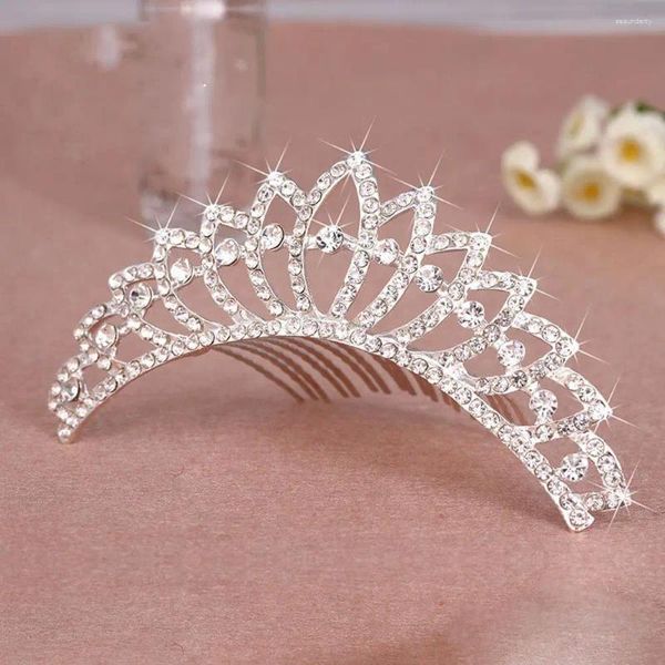 Clip per capelli per ragazze Ornamenti chic Comb Tiara Crown Abdormo di gioielli per matrimoni Accessori di moda