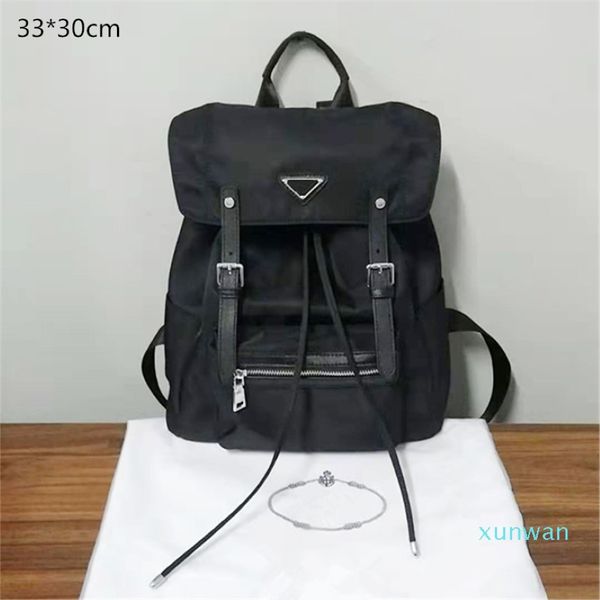 2021 Herren Black Rucksacks Designer Black School Taschen Rucksack Nylon mit String Luxus -Shouler -Taschen Dreieck mittelgroße Modeltrve 280V