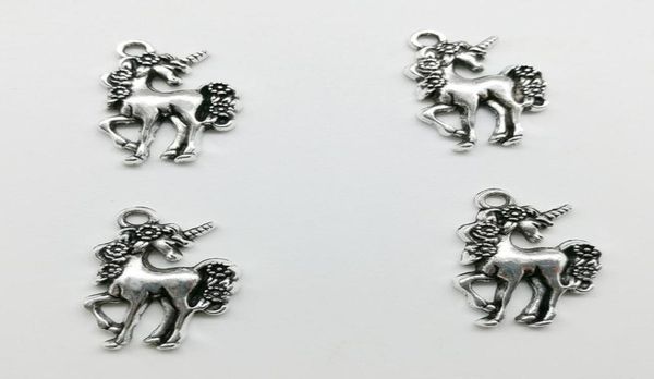 100pcs Unicorn Horse Antique Ciondoli Silver Ciondoli gioielli fai -da -te per orecchini bracciale di collana in stile retrò 2314mm6887166