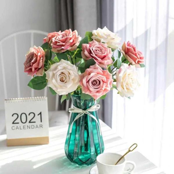 Dekorative Blumen Kränze Nordic INS Künstliche Rosen einzelne Seidenblumen Hochzeit Dekoration Bouquet Valentinstag Geschenke Vase Dekor für Zuhause billige falsche Pflanzen