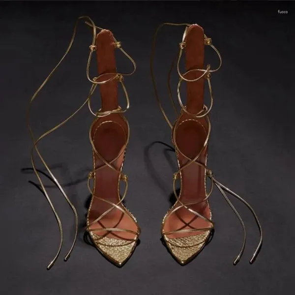 Sandalen sexy goldene Schlangenleder Leder -Knöchel -Wrap High Heel Speced Toe dünne Absätze Schnürung Bankettparty Schuhe Größe 46