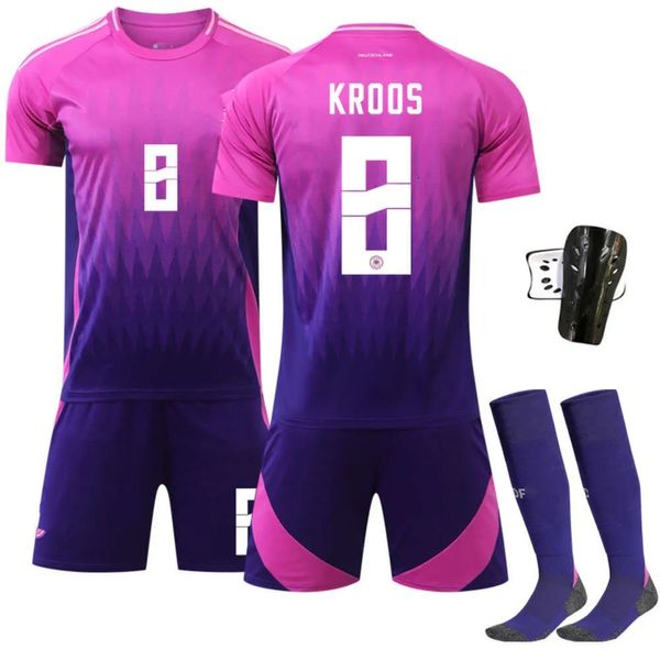 Maglie da calcio turisci da uomo 2425 maglia da calcio in trasferta tedesca dimensione 8 kroos 13 muller maglia mullers bildrens uniforme da allenamento per adulti