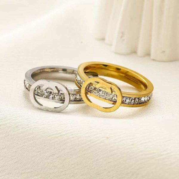 Bandringe Vintage Diamond Ring für Männer plattierte Goldring Designer Schmuck Brief Stahl Bague Hochzeit Paar Weitweite Damen Ring Klassische Größe 6 7 8 9 Einfache ZB098