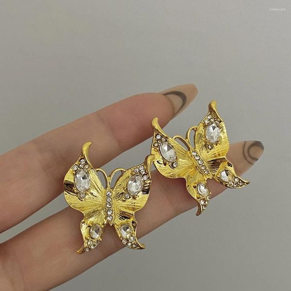 Brincos de argola Aensoa Vintage Metal Dancing Butterfly Stud para mulheres Fashion Fashion Gold Color Gold Crystal Jewelry Gift