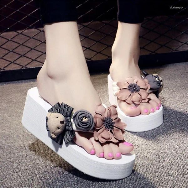 Pantofole Summer Beach Ladies Ourdoor Slides Platform Mules Shoes Woman Falts Men Fashion Fashi