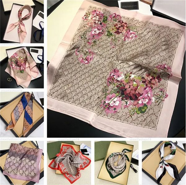 Lettere di design da 70*da 70 cm Stampare la fascia per sciarpa di seta floreale per donne a manico a manico lungo le sciarpe spalla a spalla con il nastro bagaglio a testa