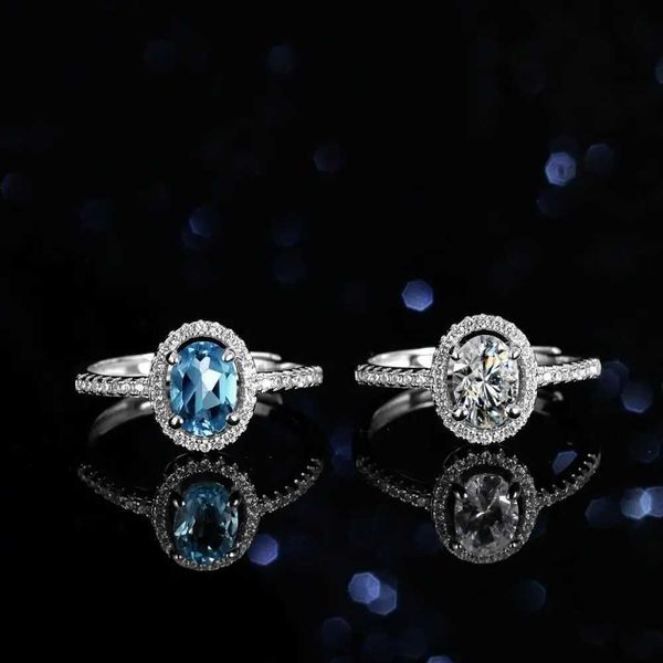 Anéis de banda Hoyon 1CT Mossanita Diamond R925 Silver Pure Natural Blue Topaz Rings Para Partido da Princesa Weddbands Oval Gemstone Design J240508