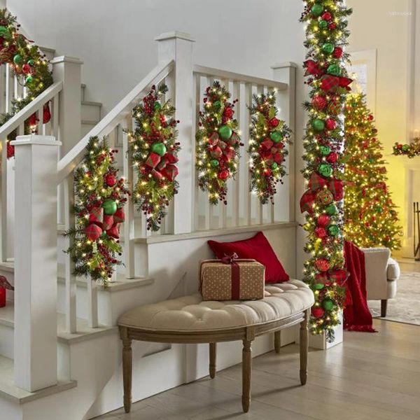 Flores decorativas Decoração de Natal Greante de escada com simulação de cordas leves Garland Garamy Door Swag para a festa